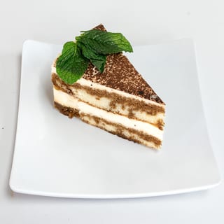 Tiramisu Cake
